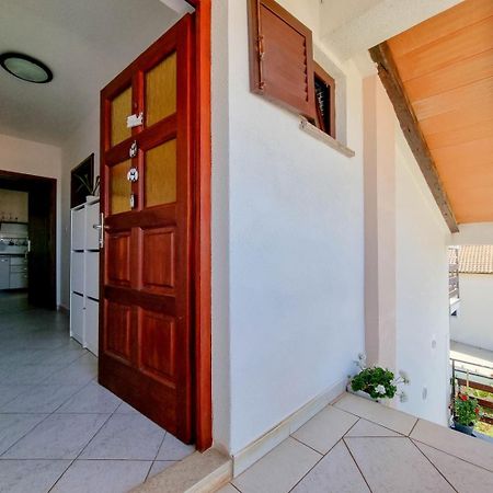 Marinela Studio Новиград Экстерьер фото